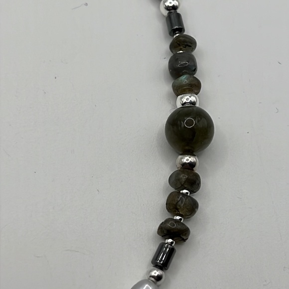 LABRADORITE, PEARL, HEMATITE, AND STERLING SILVER NECKLACE 17.75” - Picture 9 of 13